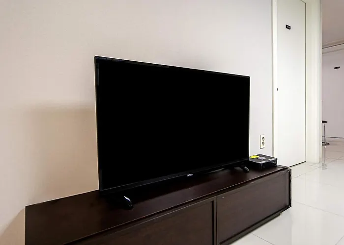 Welkin Hotel 2*